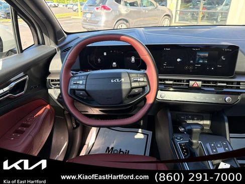 New 2026 Kia Sportage SX AWD/4WD image 24