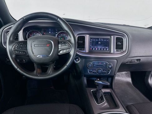 Used 2020 Dodge Charger SXT RWD image 21