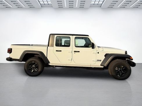 New 2026 Jeep Gladiator Sport image 2