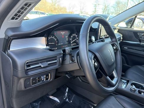 Certified 2022 Lincoln Corsair AWD w/ Premium Package image 20