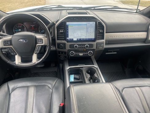 Used 2022 Ford F450 Platinum w/ FX4 Off-Road Package image 3