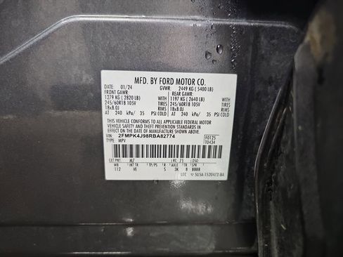 Used 2024 Ford Edge SEL image 33