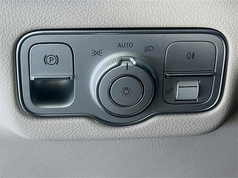 New 2026 Mercedes-Benz GLE 450 4MATIC image 10