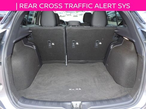 Used 2024 Nissan Kicks SV FWD image 13