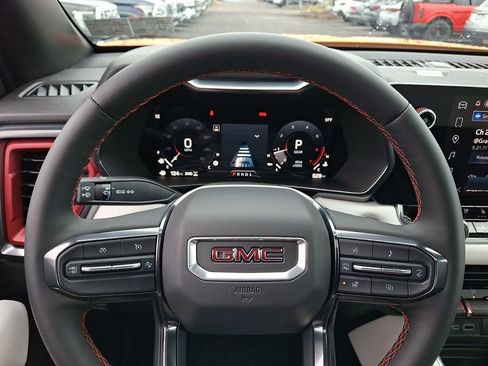 Used 2025 GMC Canyon AT4 w/ AT4X AEV Edition image 19