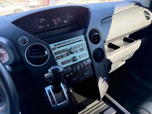 Used 2010 Honda Pilot EX-L image 16