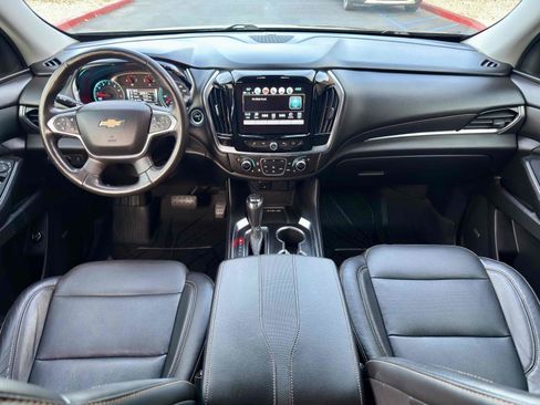 Used 2018 Chevrolet Traverse Premier w/ LPO, Black Accent Package image 15