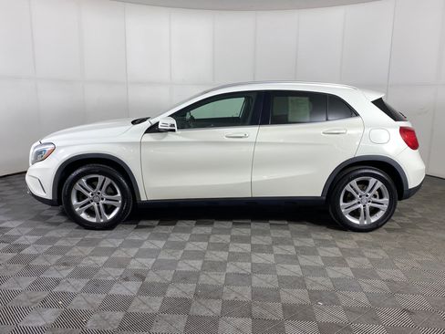Used 2015 Mercedes-Benz GLA 250 GLA 250 image 2