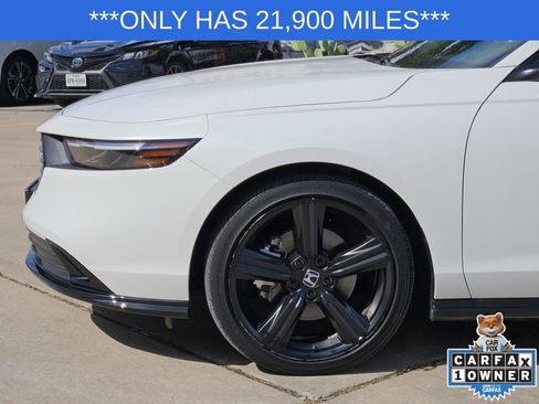 Used 2023 Honda Accord Sport image 10