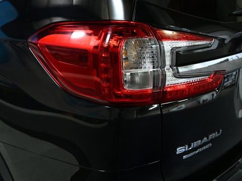 Used 2024 Subaru Ascent Premium w/ Convenience Package image 16