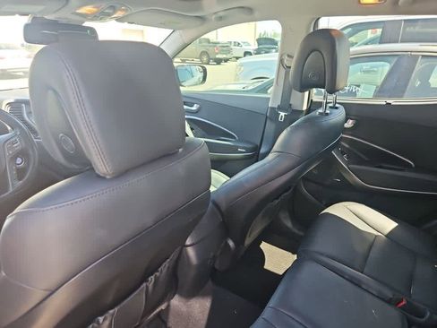 Used 2017 Hyundai Santa Fe Sport w/ 2.0T Ultimate Tech Package 05 FWD image 11