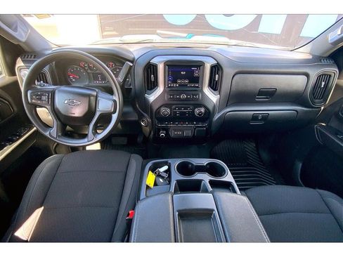 Used 2024 Chevrolet Silverado 1500 Custom Trail Boss AWD/4WD image 17