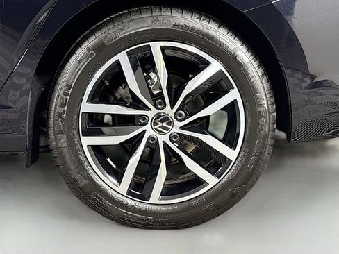 New 2026 Volkswagen Jetta SE FWD image 30