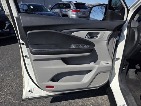 Used 2018 Honda Pilot EX-L image 12