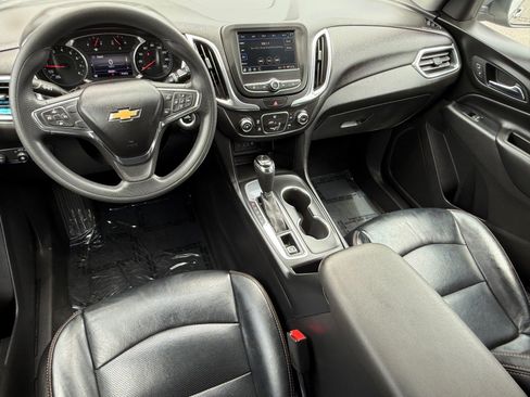 Used 2019 Chevrolet Equinox LT FWD image 12