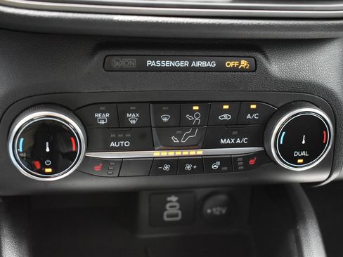 Used 2025 Ford Escape Active AWD/4WD image 28