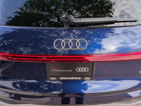 Certified 2025 Audi Q5 Premium w/ Convenience Package AWD/4WD image 34