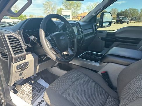Used 2020 Ford F350 XLT w/ XLT Premium Package AWD/4WD image 22