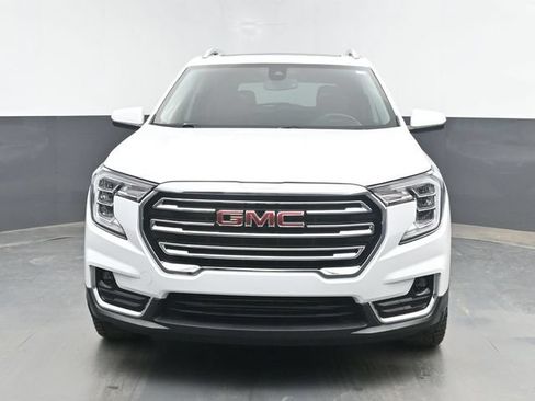 Used 2022 GMC Terrain SLT w/ Infotainment Package II FWD image 3