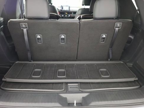 Used 2024 Honda Pilot TrailSport image 24