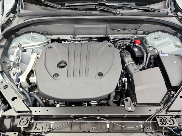 New 2027 Volvo XC60 B5 Core AWD/4WD image 34