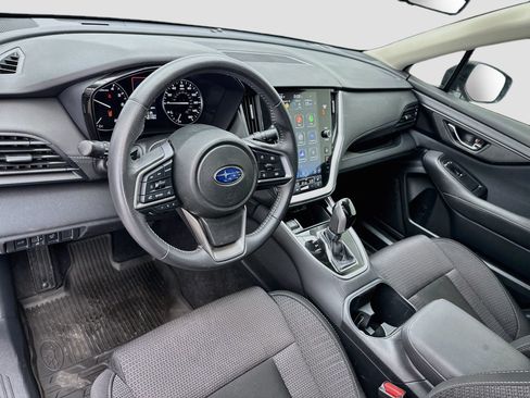 Used 2025 Subaru Outback Premium AWD/4WD image 7