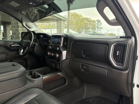 Used 2020 GMC Sierra 1500 SLT image 24