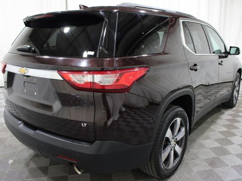 Used 2020 Chevrolet Traverse LT w/ LT Premium Package AWD/4WD image 31