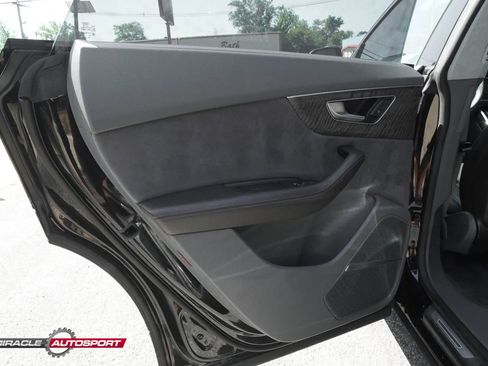 Used 2019 Audi Q8 Prestige image 23