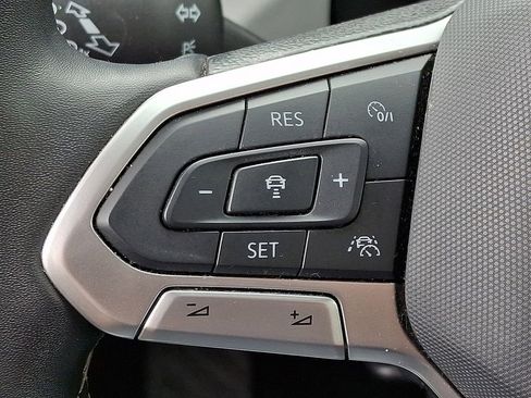 Used 2024 Volkswagen Taos SE AWD/4WD image 20
