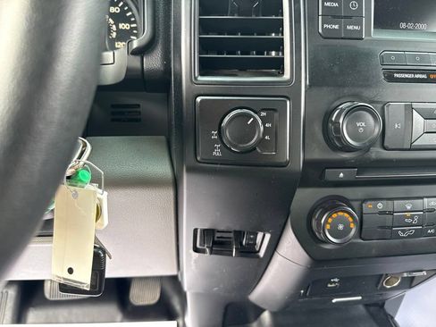 Used 2016 Ford F150 XL w/ Equipment Group 101A Mid AWD/4WD image 33
