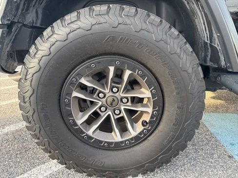 Used 2024 Jeep Wrangler Unlimited Rubicon 392 image 25