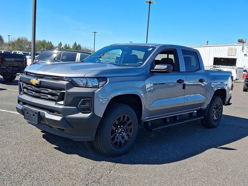 New 2026 Chevrolet Colorado W/T w/ WT Custom Package AWD/4WD image 4