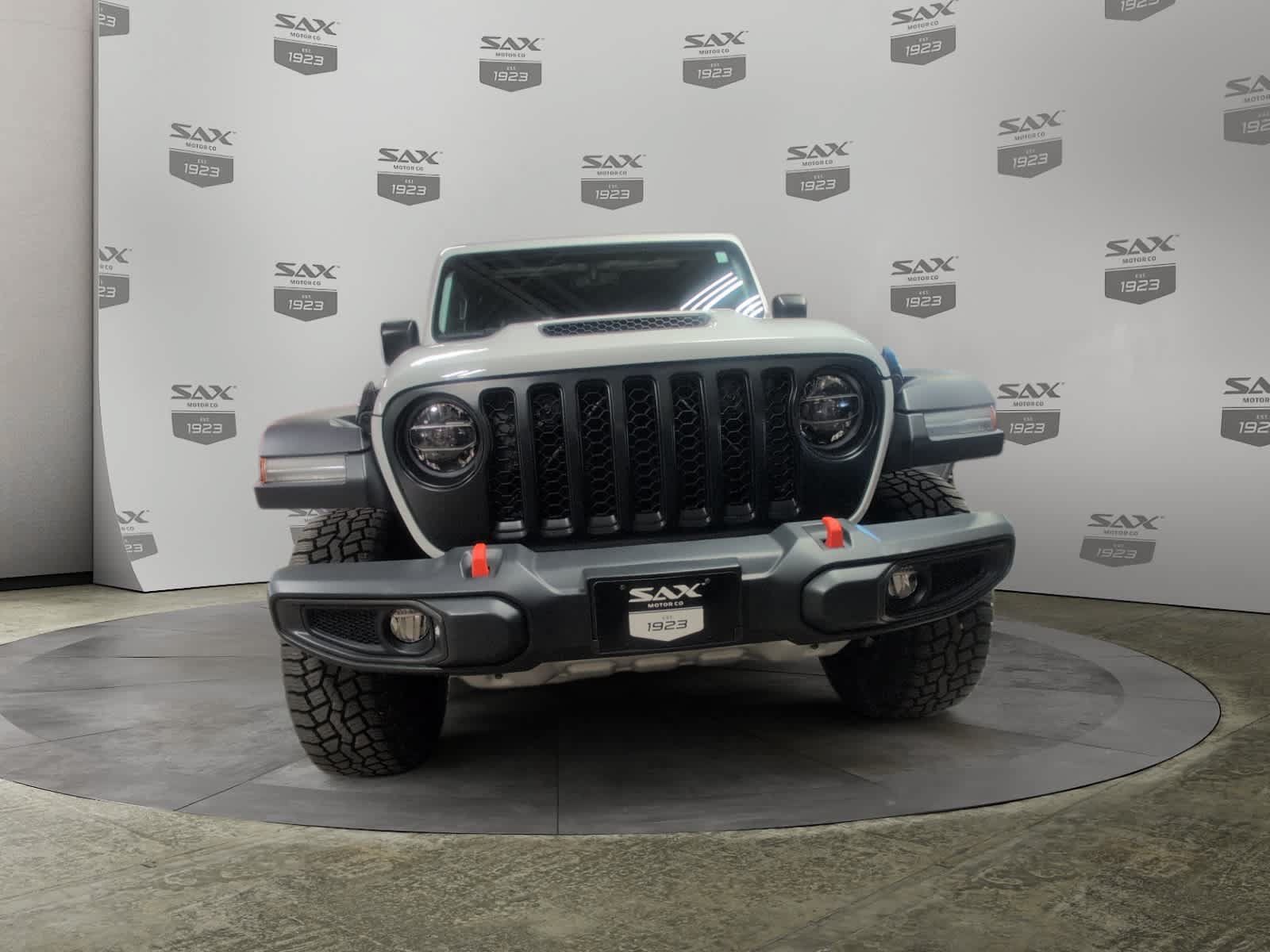 Used 2021 Jeep Gladiator Mojave w/ Dual Top Group AWD/4WD image 8