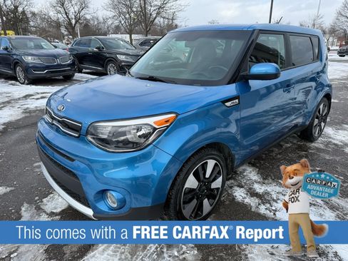 Used 2018 Kia Soul + image 1