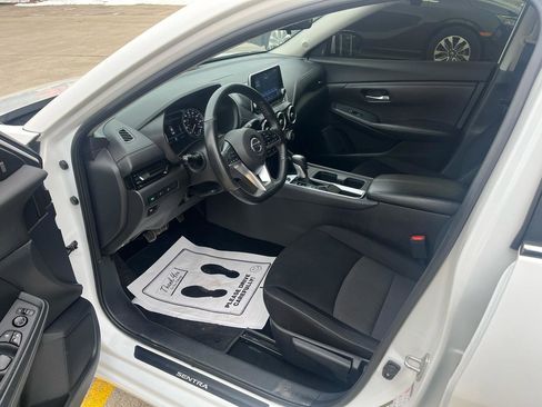 Used 2021 Nissan Sentra SV image 7