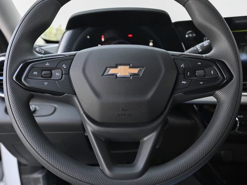 New 2026 Chevrolet Trax LT w/ LPO, Blackout Package image 17