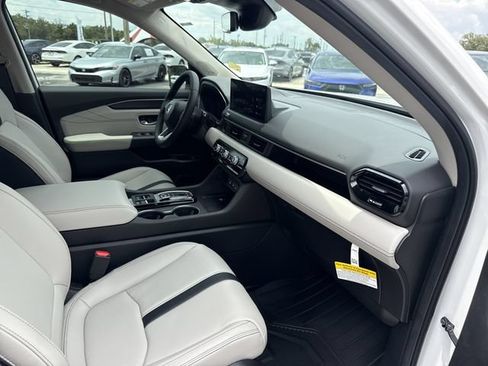 New 2026 Honda Pilot Touring image 19