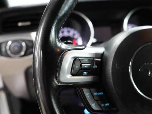 Used 2019 Ford Mustang Premium RWD image 21