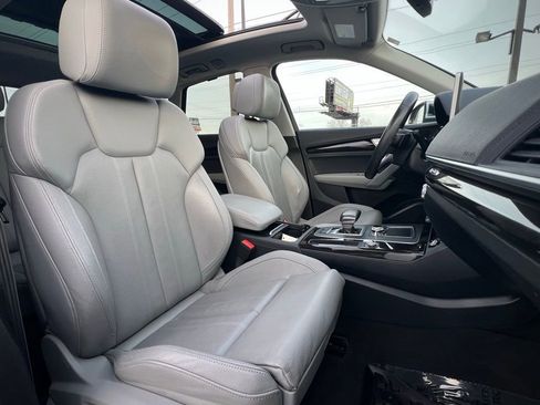 Used 2018 Audi Q5 2.0T Premium Plus w/ Premium Plus Package image 30