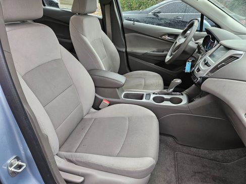 Used 2017 Chevrolet Cruze LS image 32