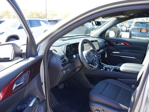 New 2026 Chevrolet Traverse Z71 w/ Driver Confidence Package image 10