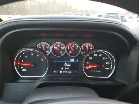 Used 2022 Chevrolet Silverado 2500 LTZ w/ Snow Plow Prep/Camper Package image 24