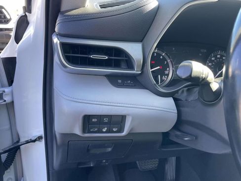 Used 2021 Toyota Highlander Platinum image 33