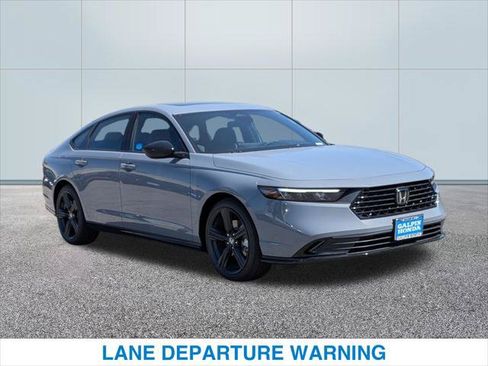 Used 2026 Honda Accord Sport image 4