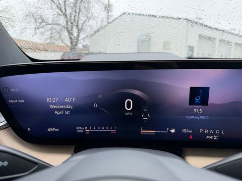 Used 2025 Buick Enclave Preferred image 16