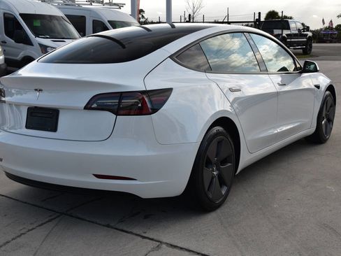 Used 2023 Tesla Model 3 Standard Range image 7