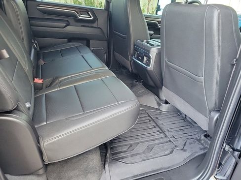 Used 2024 GMC Sierra 2500 SLT w/ SLT Convenience Package image 15