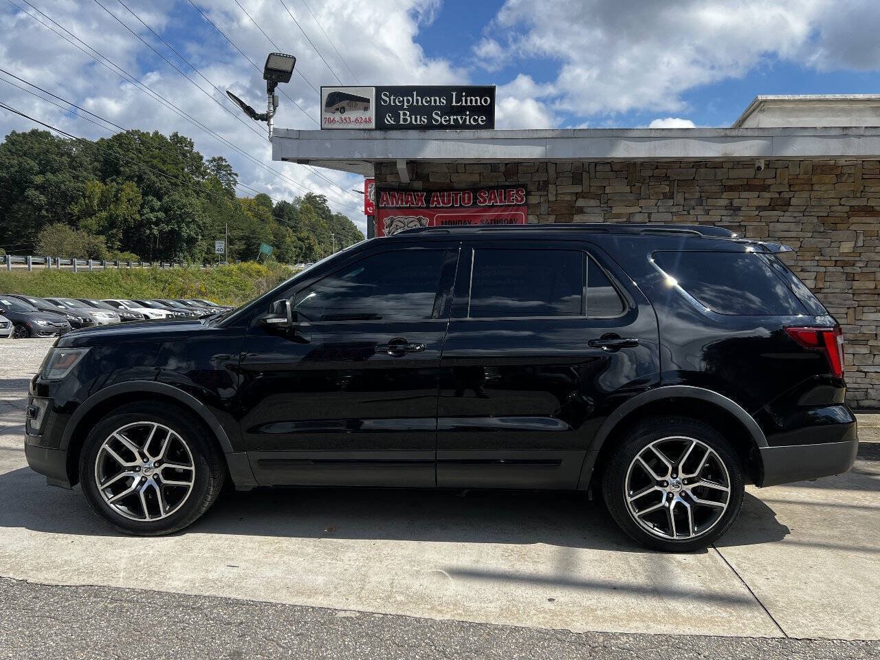 Used 2016 Ford Explorer Sport w/ Equipment Group 401A AWD/4WD image 3