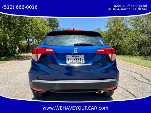 Used 2018 Honda HR-V LX image 4